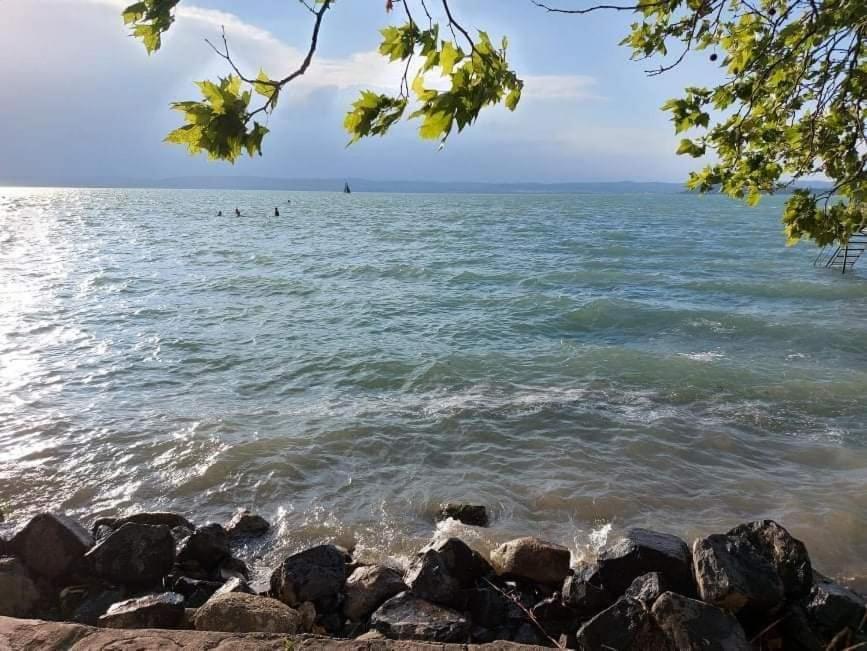 Kiss Apartman Juventus Balatonföldvár Exterior foto
