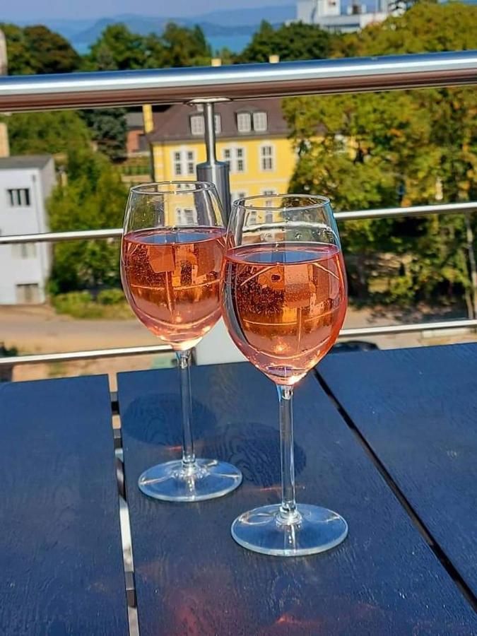 Kiss Apartman Juventus Balatonföldvár Exterior foto